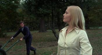 Screenshot 3 from 1,000 Convicts and a Woman (Full Movie)