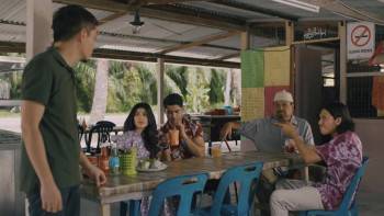 Screenshot 3 from 100KG Vampire (Full Movie)