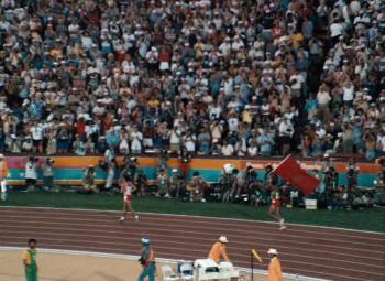 Screenshot 2 from 16 Days of Glory (Full Movie)