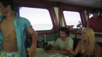 Screenshot 3 from 2-Headed Shark Attack (Full Movie)