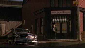 Screenshot 2 from 29th Street (Full Movie)