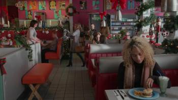 Screenshot 1 from A Blue Ridge Mountain Christmas (Full Movie)