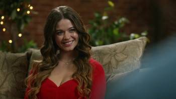 Screenshot 1 from A Carpenter Christmas Romance (Full Movie)
