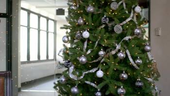 Screenshot 2 from A Christmas in Vermont (Full Movie)