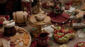 Screenshot 2 from A Christmas of Wonders (Full Movie)