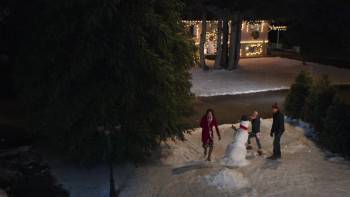 Screenshot 3 from A Christmas Tree Grows in Colorado (Full Movie)