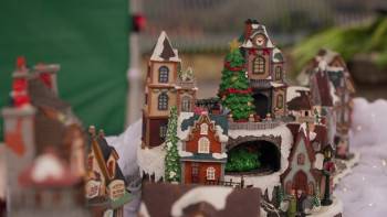 Screenshot 3 from A Dickens of a Holiday! (Full Movie)