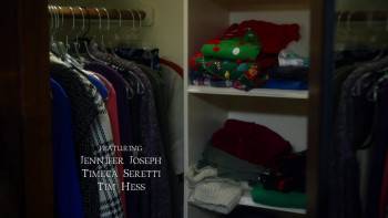 Screenshot 3 from A Dogwalker's Christmas Tale (Full Movie)