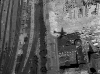 Screenshot 3 from A Foreign Affair (Full Movie)