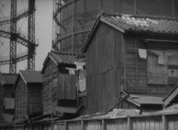 Screenshot 3 from A Hen in the Wind (Full Movie)