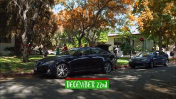 Screenshot 1 from A Holiday Heist (Full Movie)