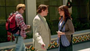 Screenshot 3 from A Holiday Heist (Full Movie)