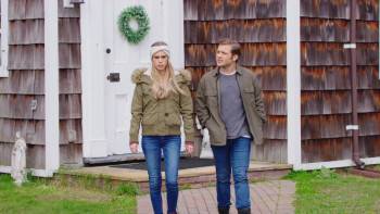 Screenshot 3 from A Holiday Homecoming (Full Movie)