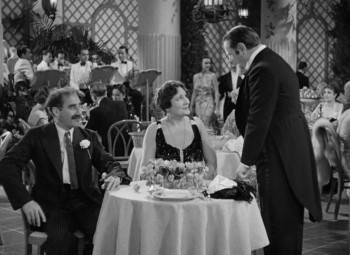 Screenshot 3 from A Night at the Opera (Full Movie)