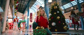 Screenshot 2 from A Not So Merry Christmas (Full Movie)
