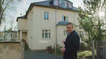 Screenshot 1 from A Palace for Putin. The Story of the Biggest Bribe (Full Movie)