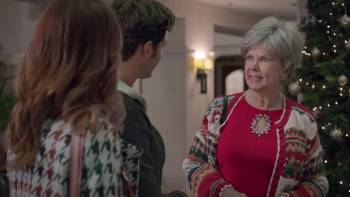 Screenshot 3 from A Prince and Pauper Christmas (Full Movie)