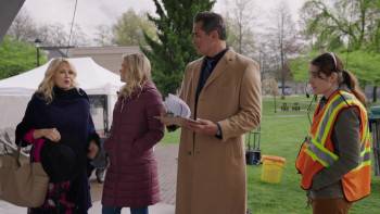 Screenshot 1 from A Sprinkle of Deceit: A Hannah Swensen Mystery (Full Movie)