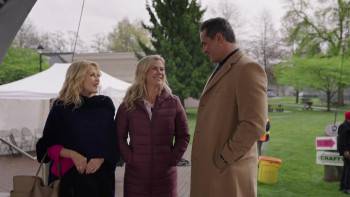Screenshot 2 from A Sprinkle of Deceit: A Hannah Swensen Mystery (Full Movie)