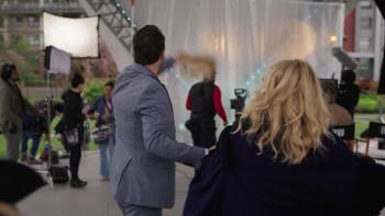Screenshot 3 from A Sprinkle of Deceit: A Hannah Swensen Mystery (Full Movie)