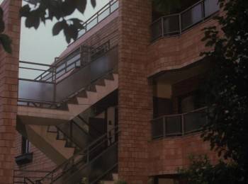 Screenshot 1 from A Taxing Woman (Full Movie)