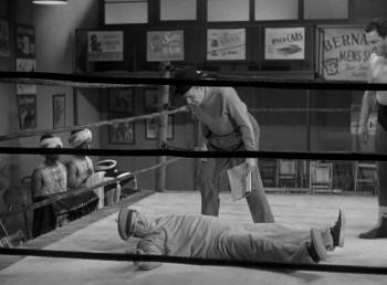 Screenshot 3 from Abbott and Costello in the Foreign Legion (Full Movie)