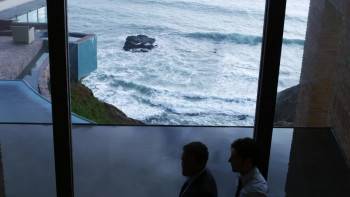 Screenshot 1 from Across the Line (Full Movie)