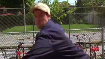 Screenshot 1 from Adam Sandler: The Kennedy Center Mark Twain Prize for American Humor (Full Movie)