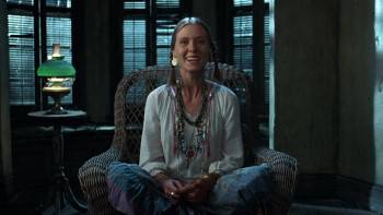 Screenshot 1 from Addams Family Values (Full Movie)