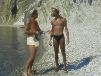 Screenshot 1 from Africa sotto i mari (Full Movie)