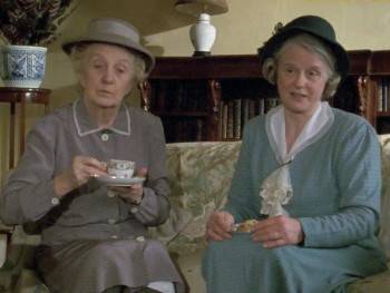 Screenshot 3 from Agatha Christie's Miss Marple: The Murder at the Vicarage (Full Movie)