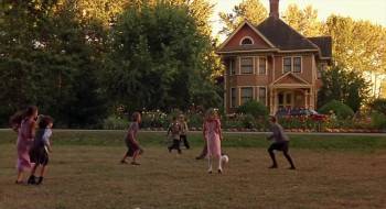 Screenshot 3 from Air Bud: World Pup (Full Movie)
