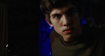 Screenshot 1 from Aliens in the Attic (Full Movie)