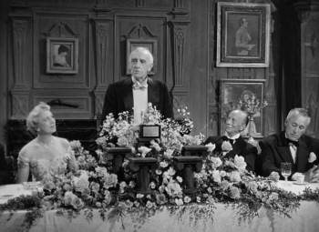 Screenshot 2 from All About Eve (Full Movie)