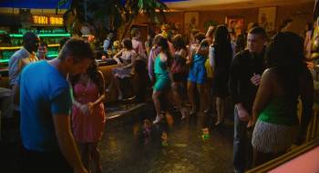 Screenshot 3 from Alvin and the Chipmunks: Chipwrecked (Full Movie)