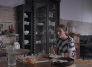 Screenshot 2 from Amazing Elisa (Full Movie)