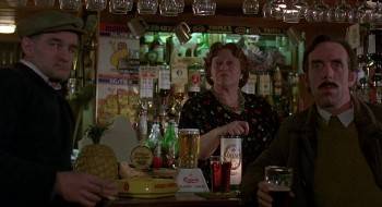Screenshot 2 from An American Werewolf in London (Full Movie)