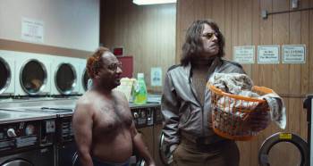 Screenshot 1 from An Evening with Beverly Luff Linn (Full Movie)