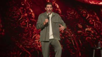 Screenshot 3 from Andrew Schulz: Life (Full Movie)