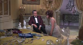 Screenshot 1 from Angel, Angel, Down We Go (Full Movie)
