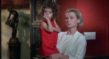 Screenshot 3 from Angel, Angel, Down We Go (Full Movie)