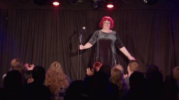 Screenshot 3 from Angela Barnes: Hot Mess (Full Movie)
