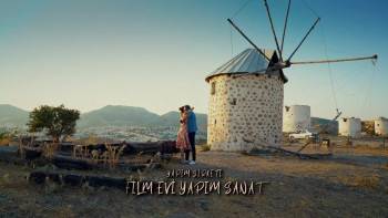 Screenshot 2 from Anlatirsam Asik Olurum (Full Movie)
