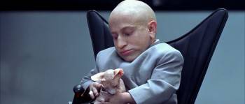 Screenshot 1 from Austin Powers: The Spy Who Shagged Me (Full Movie)
