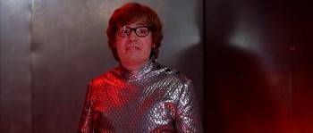 Screenshot 2 from Austin Powers: The Spy Who Shagged Me (Full Movie)