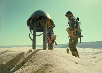 Screenshot 2 from Avanti Popolo (Full Movie)