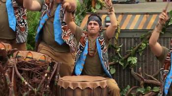 Screenshot 1 from Avatar: The Deep Dive -- A Special Edition of 20/20 (Full Movie)