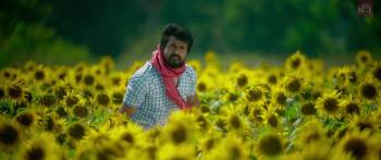 Screenshot 3 from Ayalaan (Full Movie)