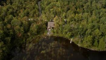 Screenshot 1 from Bag of Bones (Full Movie)