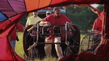 Screenshot 2 from Balloon Man (Full Movie)